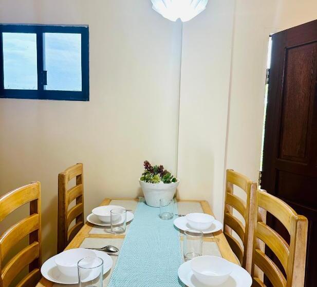 פנסיון Paragua House