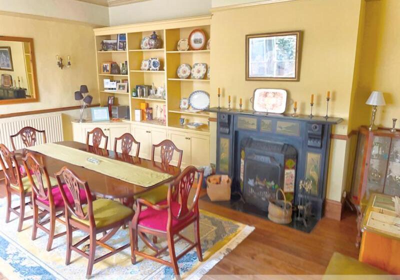 بنسيون Portland House