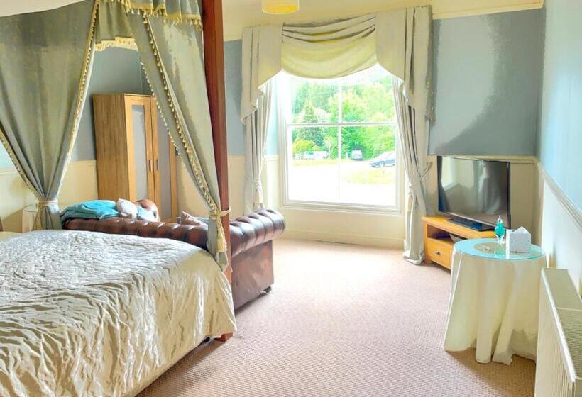 بنسيون Portland House