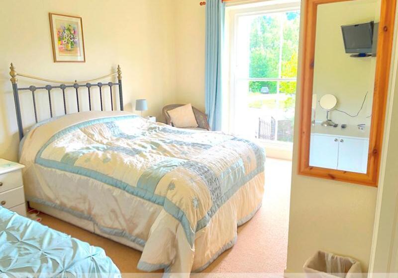 بنسيون Portland House