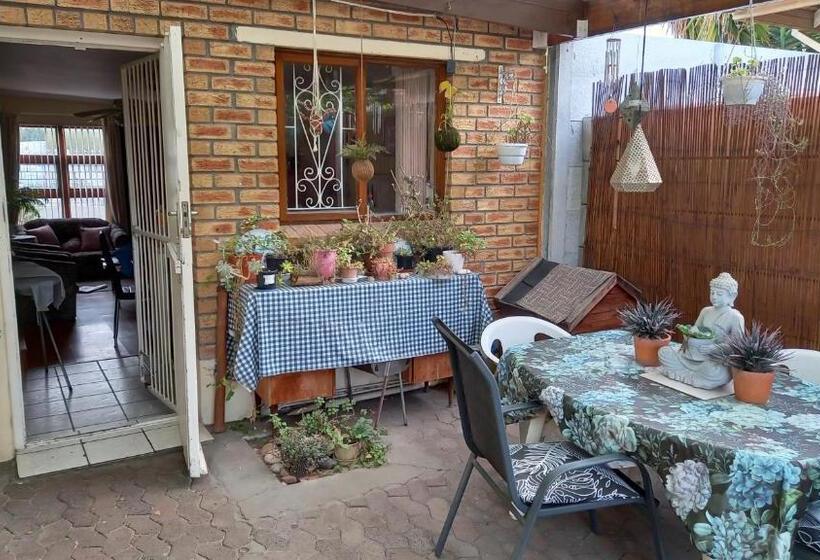 بنسيون Seti S Place