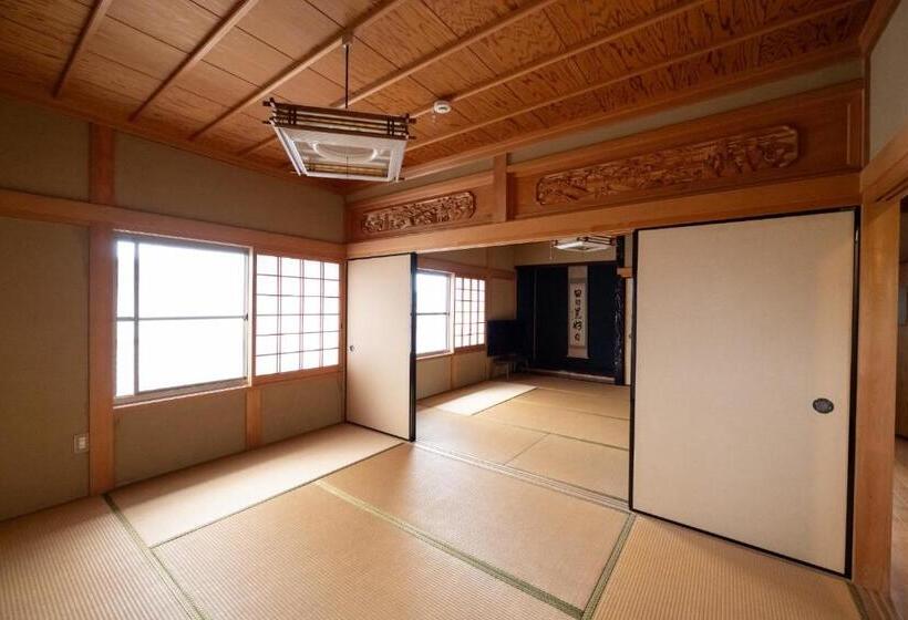 Пансион Setouchi Base   Vacation Stay 47136v