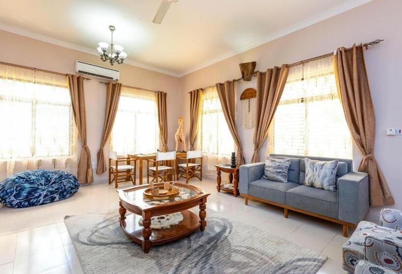 פנסיון Shivo Guest House