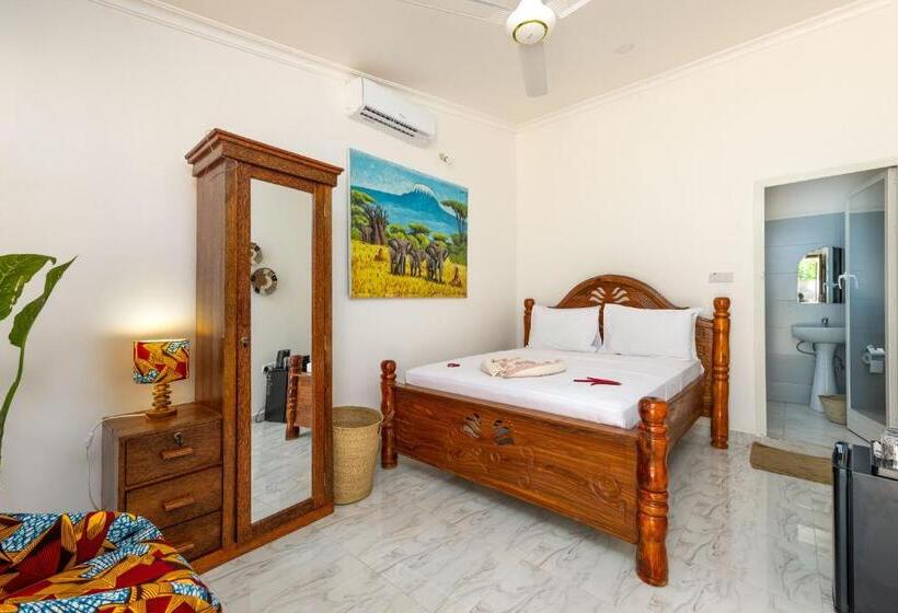 פנסיון Shivo Guest House