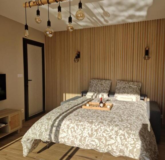 ペンション The Pool House