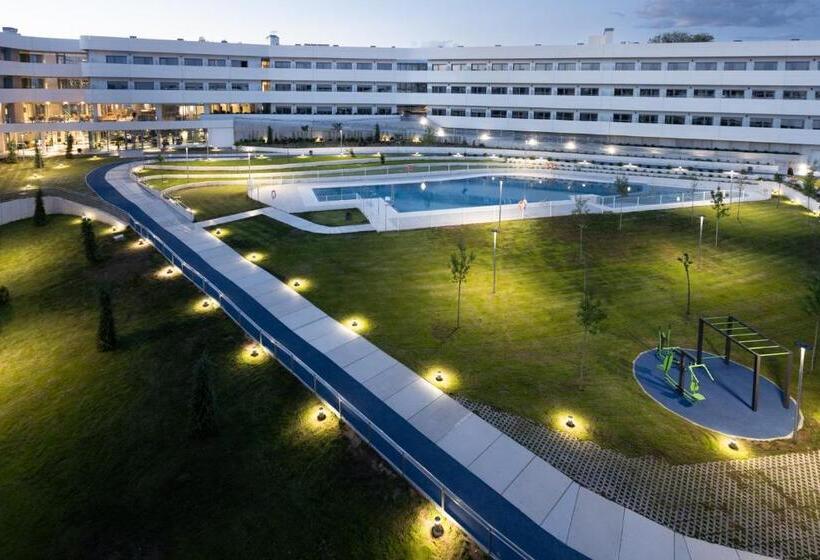 Student Experience Madrid Pozuelo   Luxury Hostel