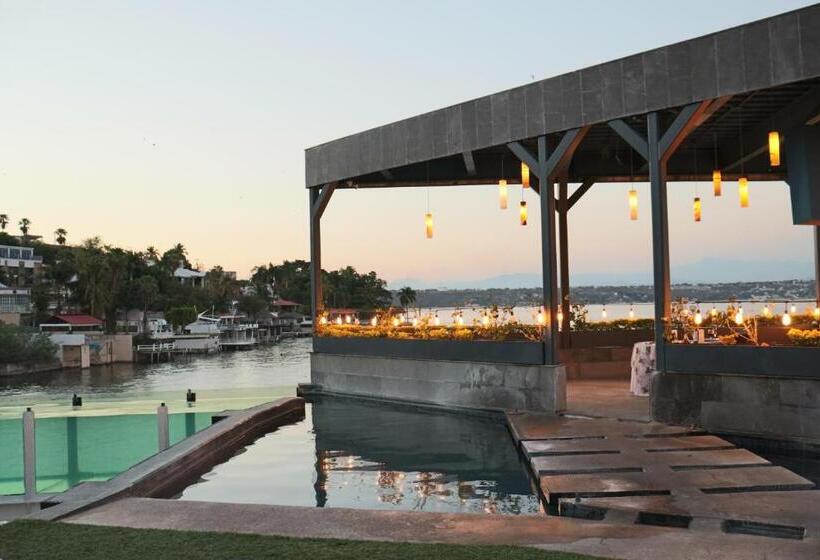 Vlú Hotel Tequesquitengo