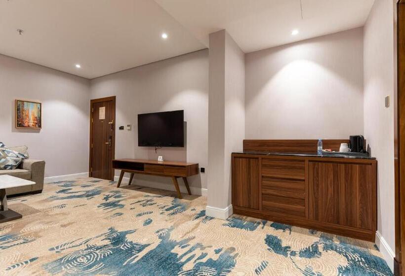 فندق رويال دايموند الفندقية