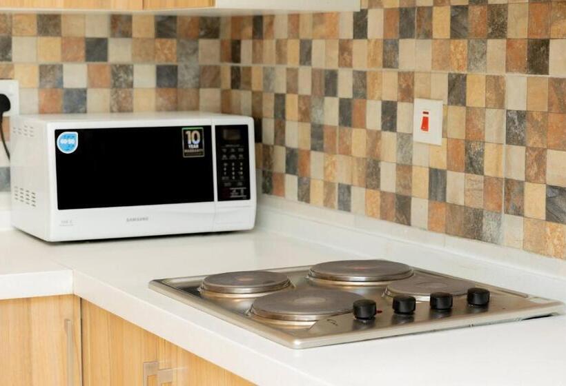 أيام للشقق المخدومة