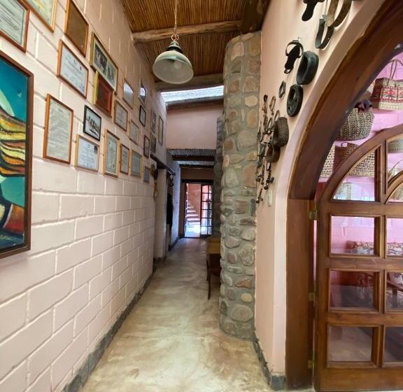 호스텔 Hosteria Castillos De Huichaira