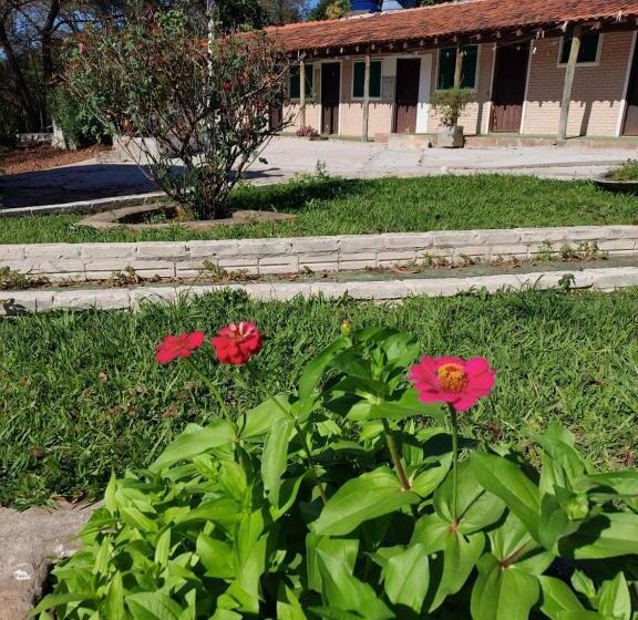 فندق صغير Pousada Cachoeira Do Campo