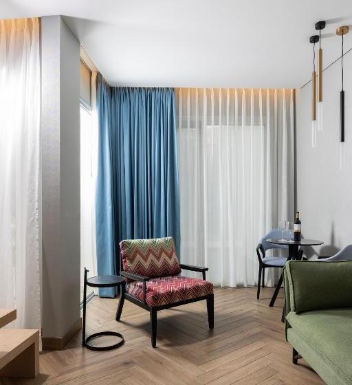 Almond Hotel Adults Only