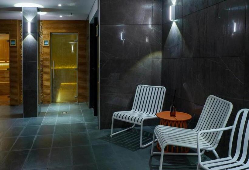 Almond Hotel Adults Only