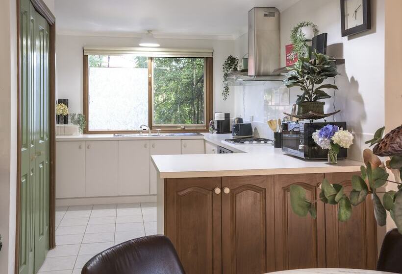 צימר Botanica Retreat   Village Spa & Stay