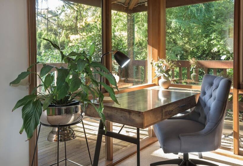 צימר Botanica Retreat   Village Spa & Stay