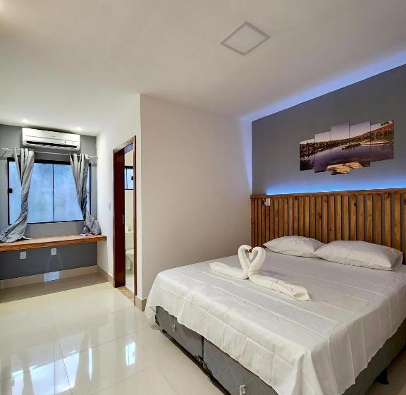 مبيت وإفطار Casa & Chalés Do Quebec