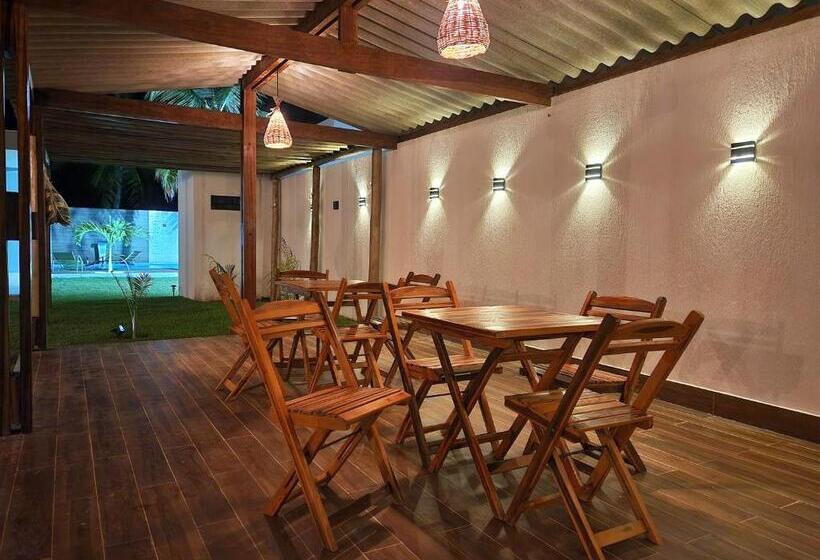 مبيت وإفطار Casa & Chalés Do Quebec