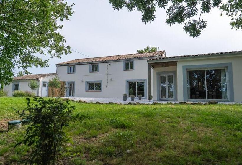 Bed and Breakfast Chez Phil