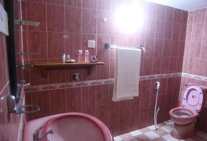 مبيت وإفطار Kadolana Villa