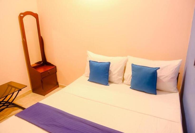 مبيت وإفطار Kadolana Villa