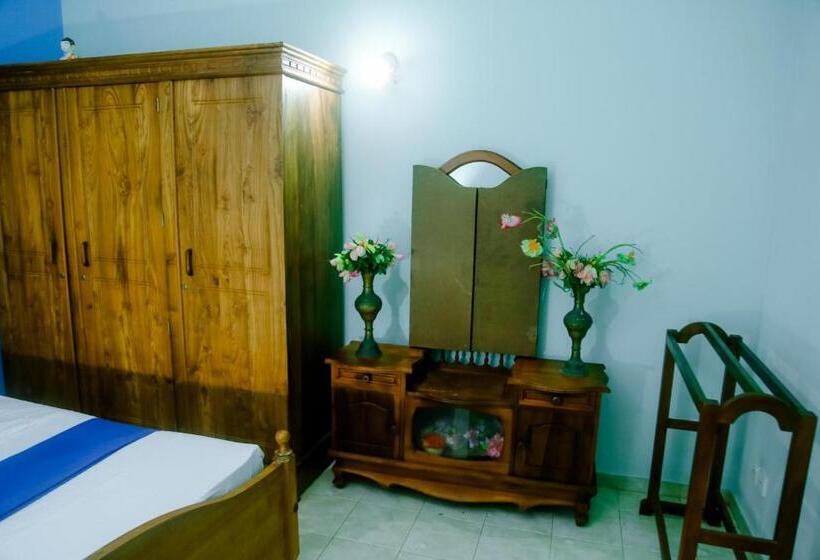 مبيت وإفطار Kadolana Villa