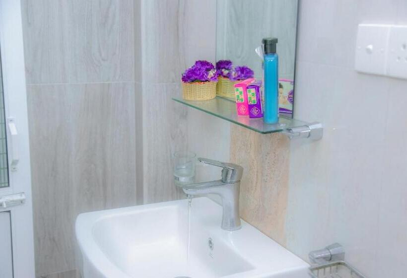 مبيت وإفطار Kadolana Villa