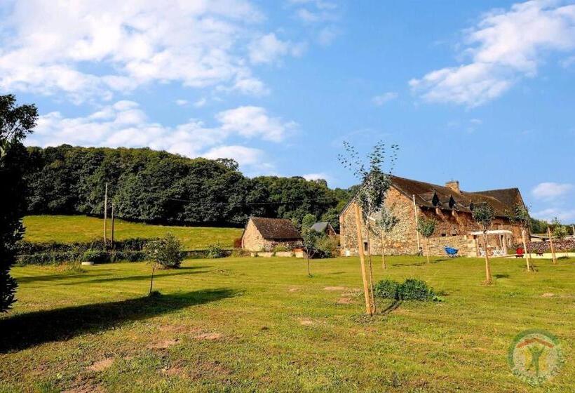 민박 La Ferme De La Begossiere