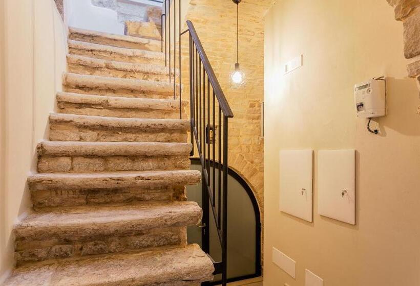 Bed and Breakfast La Maddalena Suite & Rooms