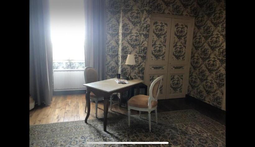 민박 Suite Privée Bleu Au Château De La Franceule