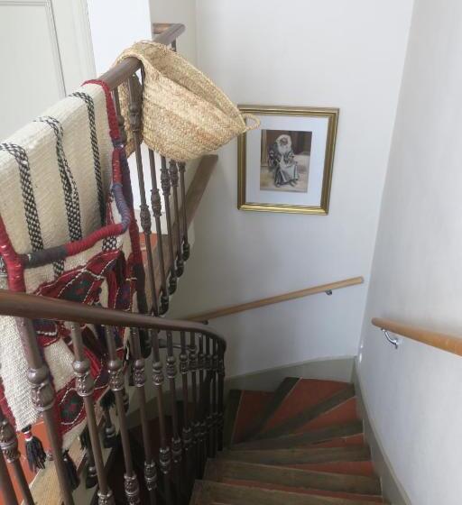 مبيت وإفطار Tombe La Nèfle