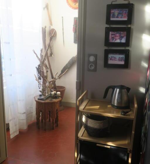 مبيت وإفطار Tombe La Nèfle