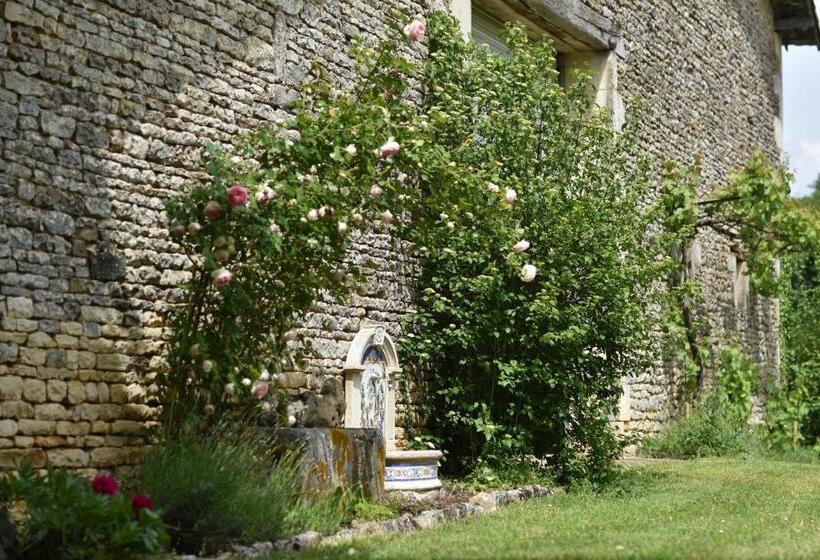 ベッドアンドブレックファースト Un Jardin Et Trois Maisons