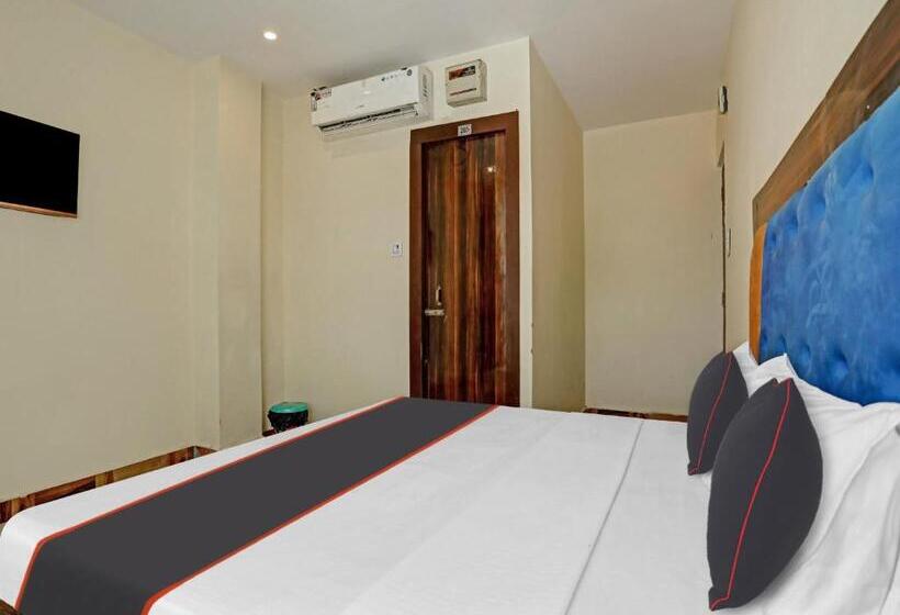 Collection O 81278 Hotel Rn Residency