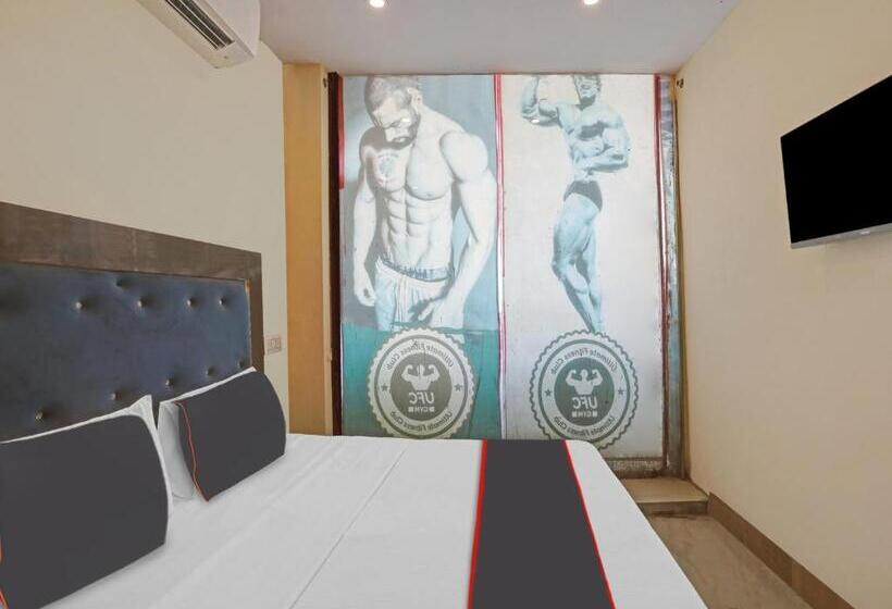 Collection O 81278 Hotel Rn Residency