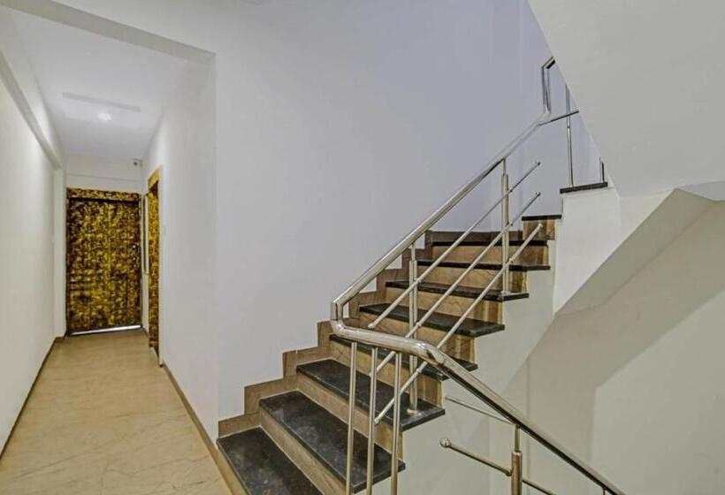 Collection O Hotel Blue Diamond