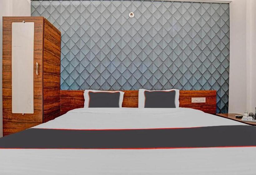 Collection O Hotel Blue Diamond