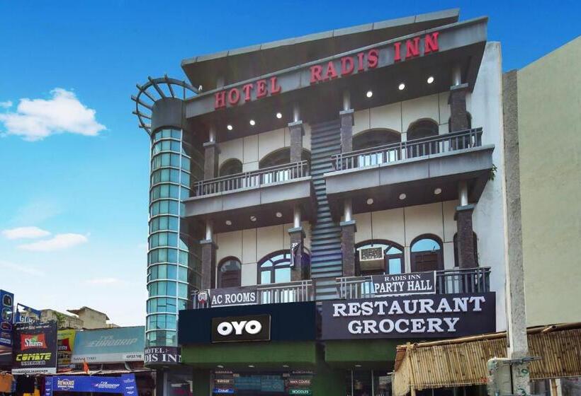 Collection O Hotel Radis Inn