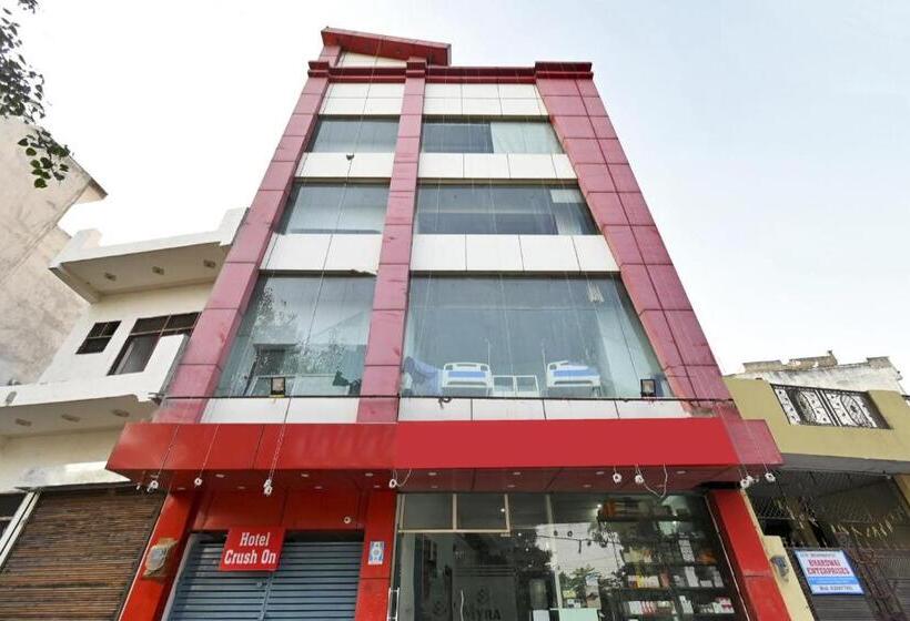 Flagship Hotel Crush On