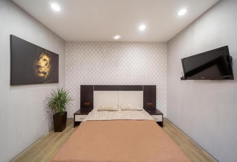 هتل окремі номери поруч з південним вокзалом