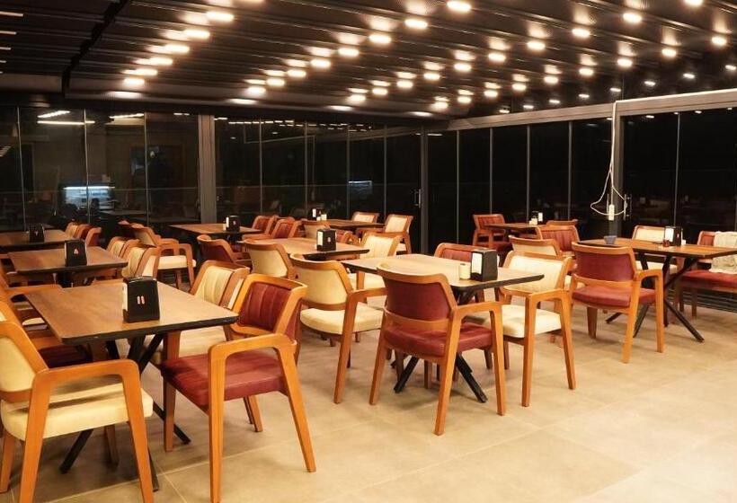 فندق Amber Palace