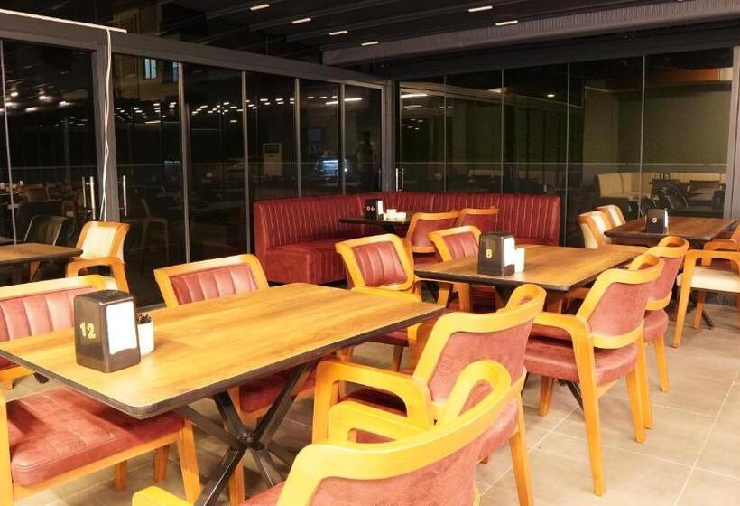 فندق Amber Palace