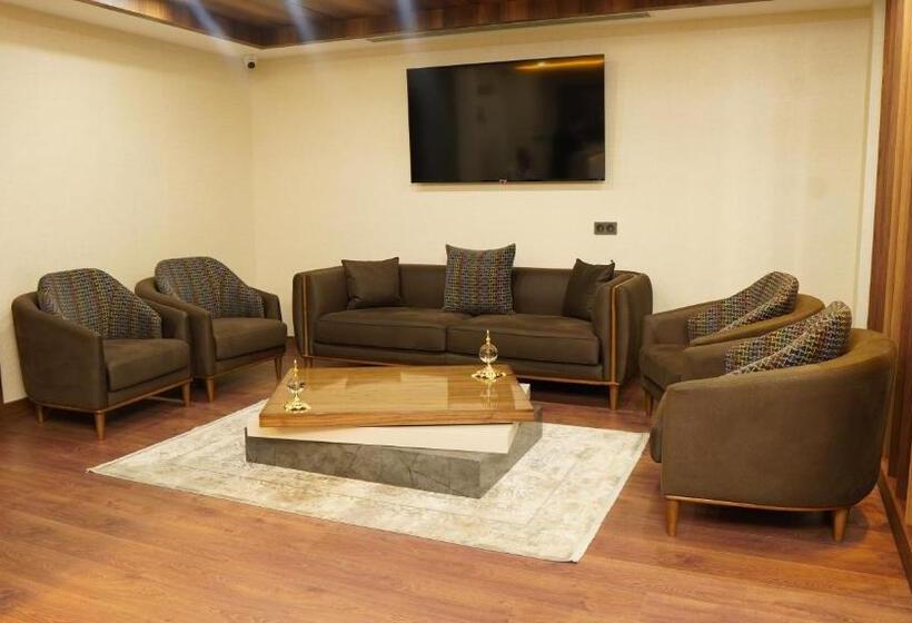 فندق Amber Palace