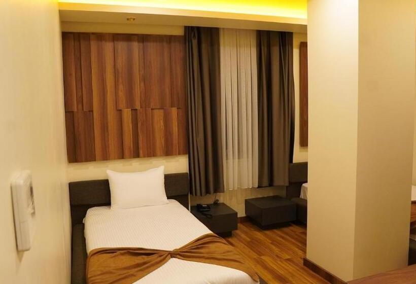 فندق Amber Palace