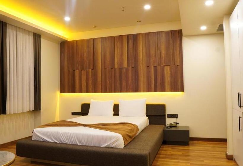 فندق Amber Palace