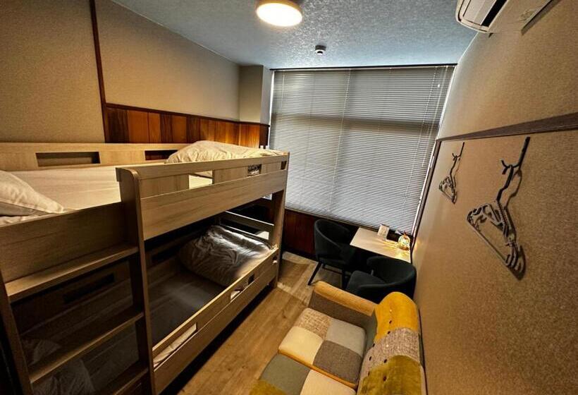 فندق Artist Village Apartments Kochi