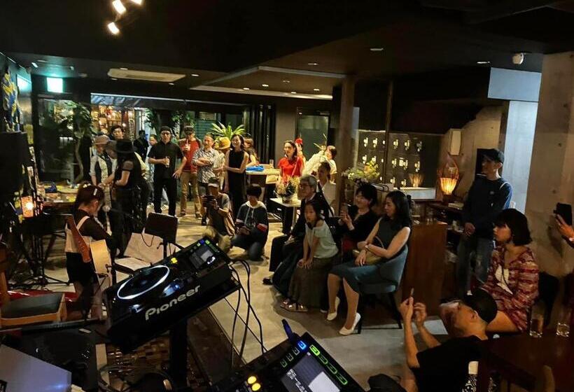 فندق Artist Village Apartments Kochi