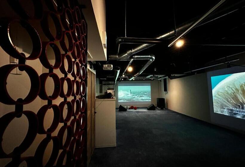 فندق Artist Village Apartments Kochi