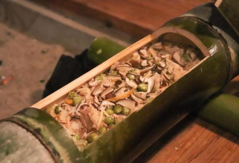 בית מלון כפרי Ayakawasou