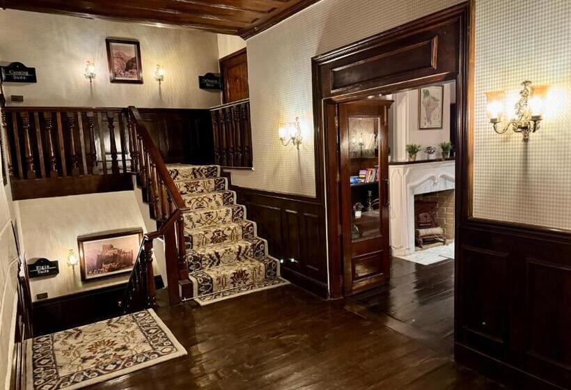 Отель Brij Anayra Dharamshala A Himalayan Luxury Retreat