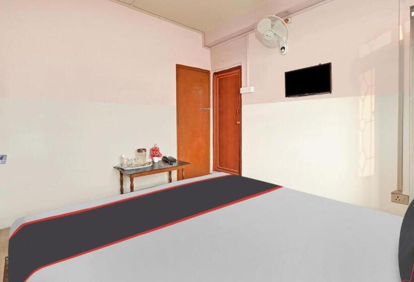 فندق Collection O Wonder Hill Residency